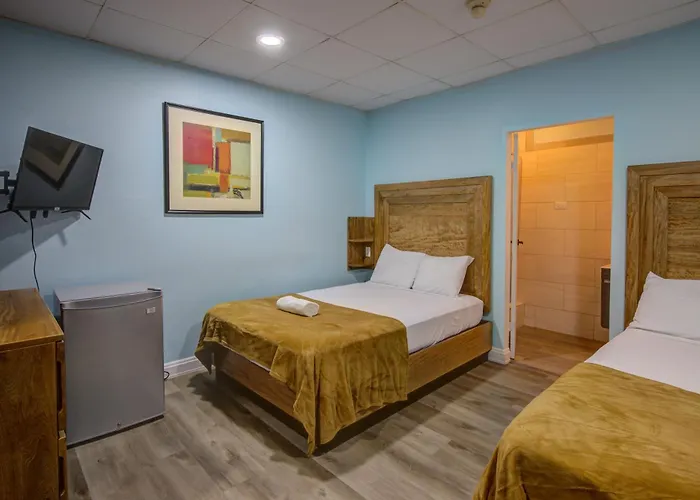 Airport Suites Hotel